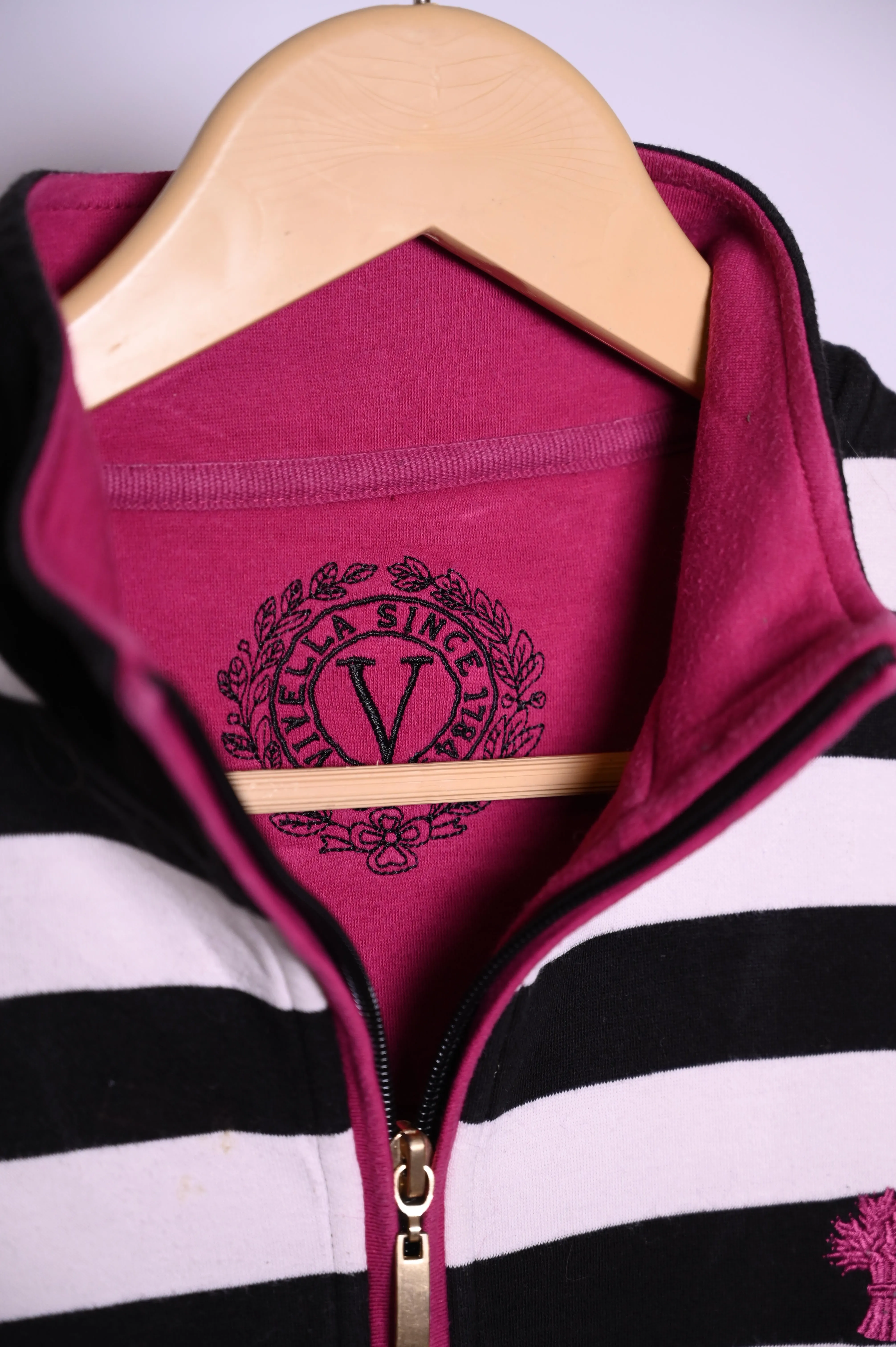 Vivella Black, White, and Red Zipper Jacket